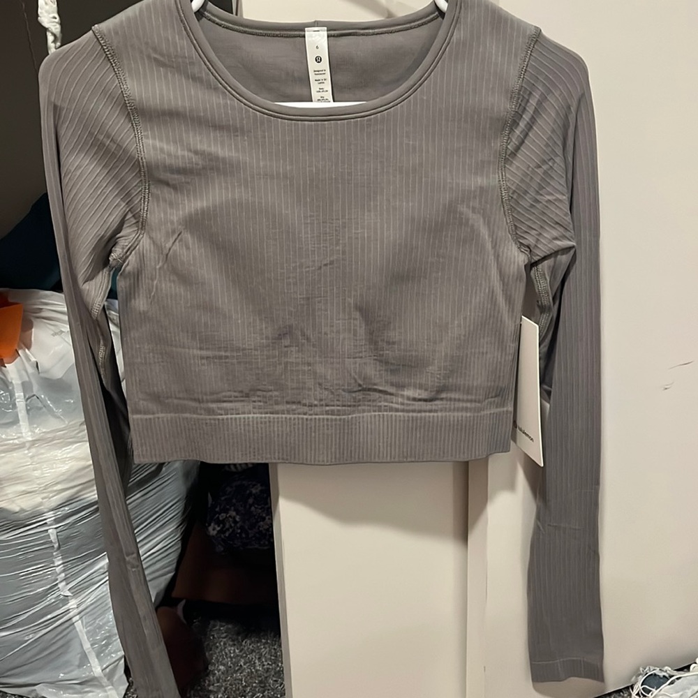 Ebb to street cropped love sleeve